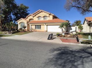 751 Via Paraiso Cir #1, Corona, CA 92882