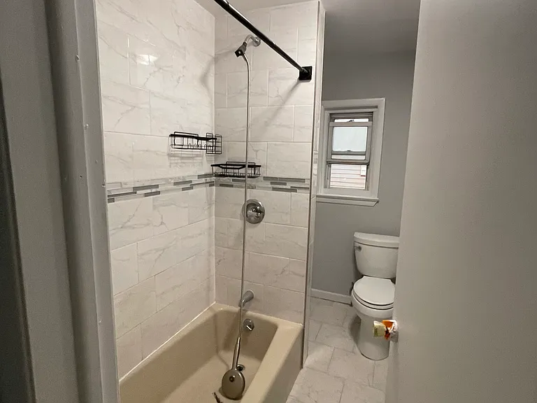 409 Hamilton St #2 — Photo 4