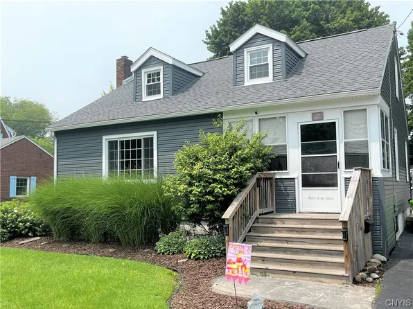 129 Gertrude St, North Syracuse, NY 13212