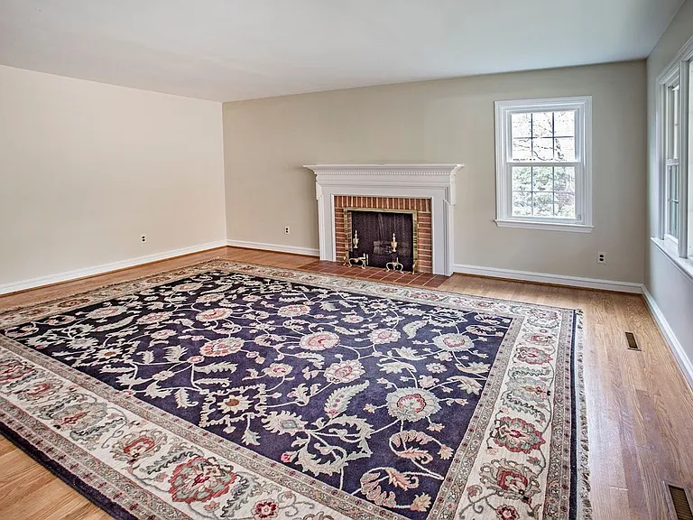 705 Ashford Rd — Photo 33