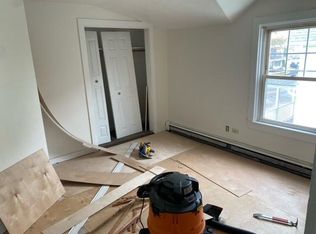 17 Union Ave APT 2, Wareham, MA 02571