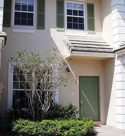 2nd image of 733 NW 42nd Avenue #733