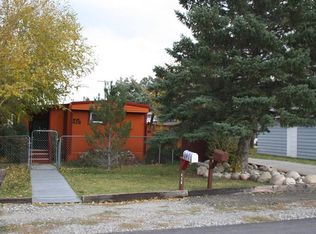 428 N 4th St, Columbus, MT 59019