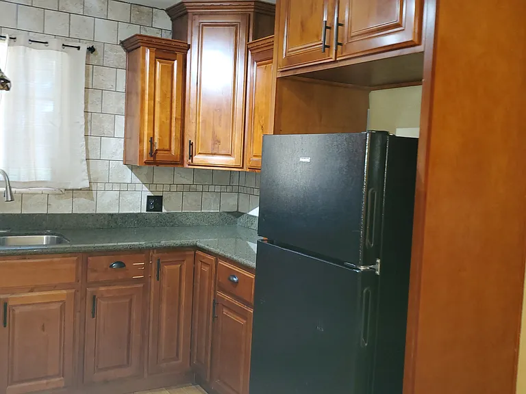 2747 E Hampton Way — Photo 5