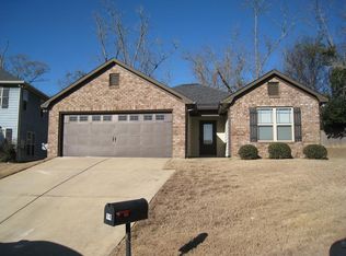14 Hickory Heights Dr, Phenix City, AL 36870
