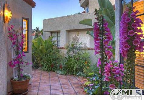 2nd image of 12555 Calle Tamega Unit 111