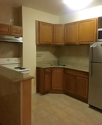 Rented by Urban Real Estate Property Group Inc | media 16