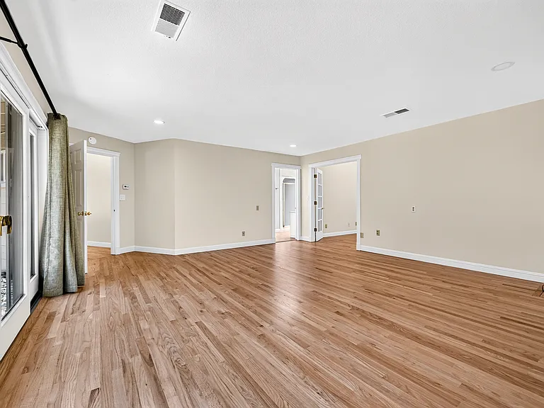 2628 Superior Dr — Photo 48
