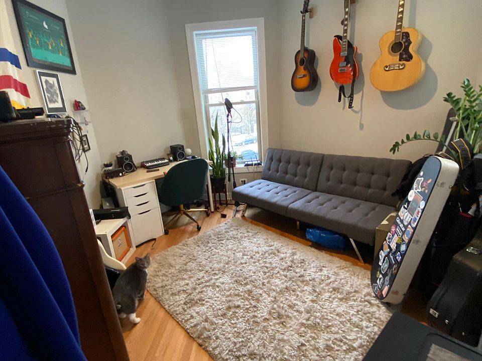 2nd image of 3239 W Palmer St APT 2