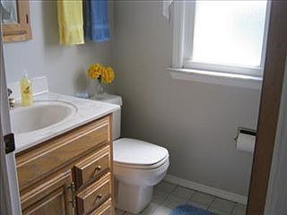 5th image of 8515 Beech Ave