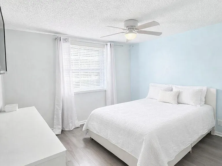6538 Abbey Rd — Photo 13