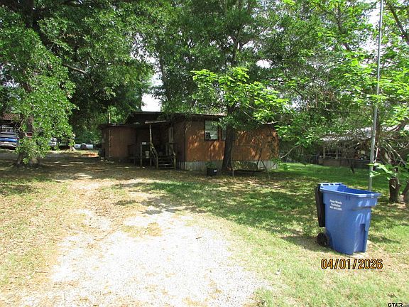 2nd image of 17140 Lakeview Dr