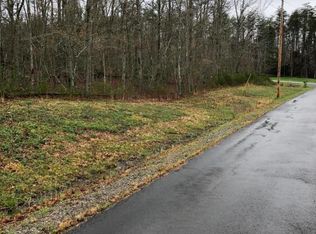 Browntown Rd, Crossville, TN 38572