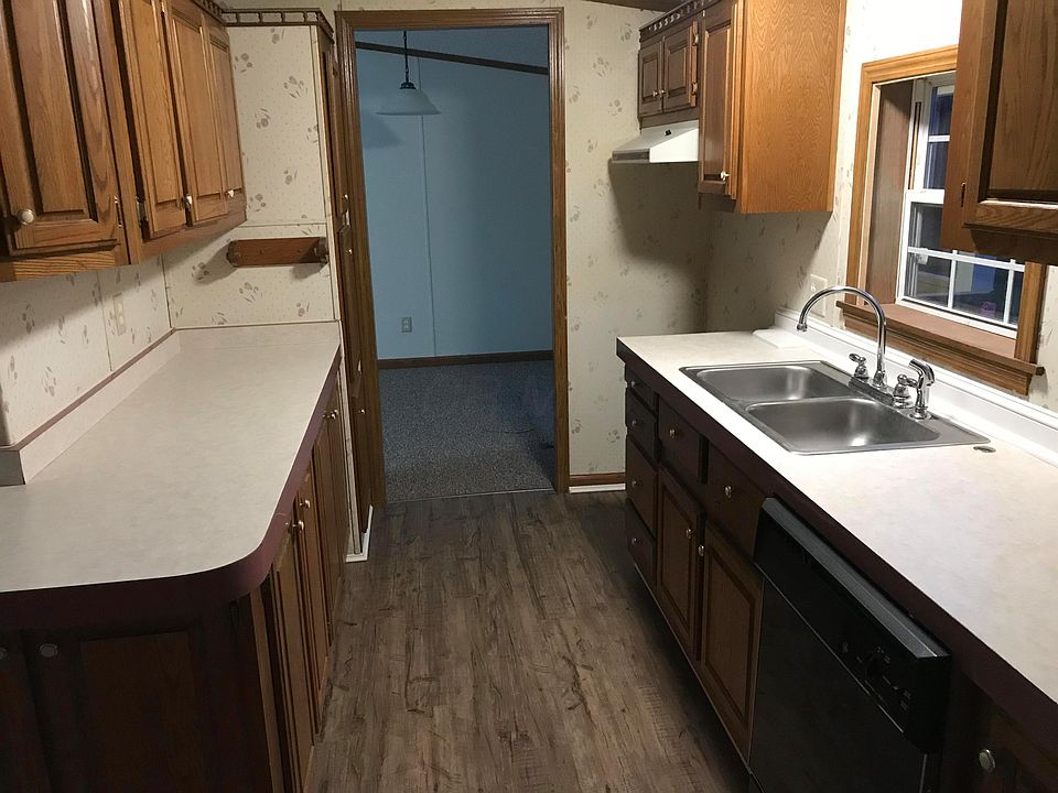 2nd image of 37245 Scout Rd
