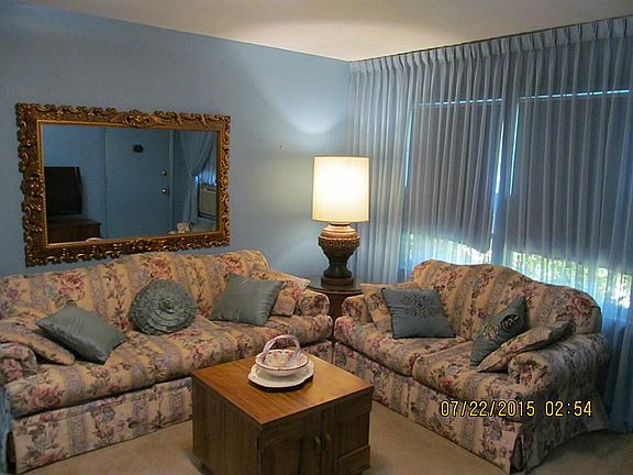 2nd image of 3014 Robinson Blvd