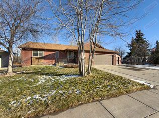 1110 Almon Cir, Gillette, WY 82718
