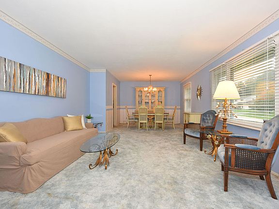 2nd image of 12665 W Verona Dr