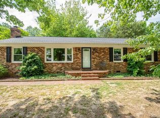 6987 Cornfield Ln, Mechanicsville, VA 23111
