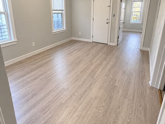 3rd image of 181 N Main St #2