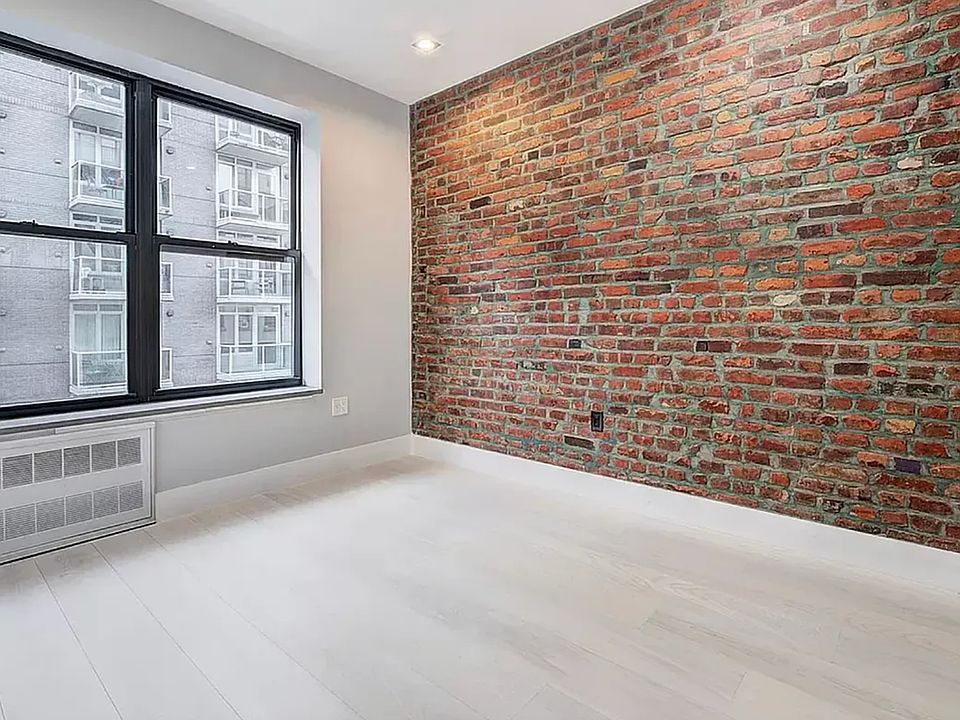 2nd image of 161 Stanton St #3F