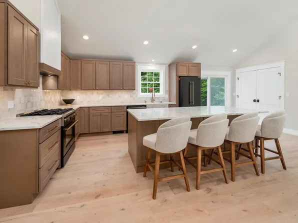120 Cherry Valley Road, Gilford, NH 03249