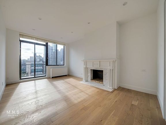 4th image of 344 E 63rd St Penthouse A1