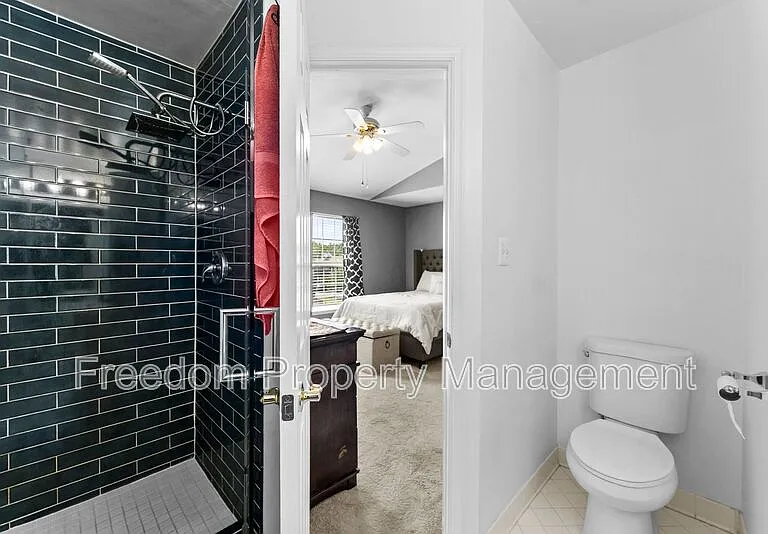 15305 Brazil Cir — Photo 31
