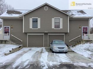 713 NE Ash St, Lees Summit, MO 64063