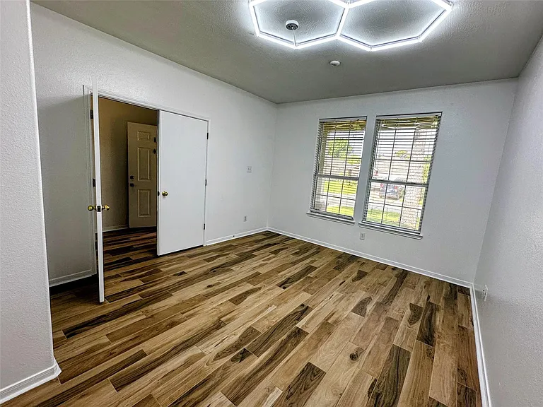 7722 Prairie Fire Ln — Photo 5