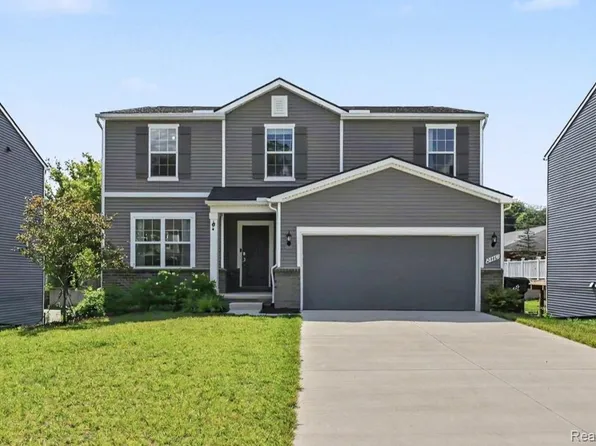 24461 Jade Dr, Farmington, MI 48336