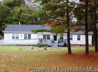 725 Gainey Rd, Raeford, NC 28376