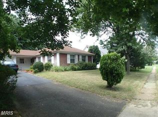 12715 Buckingham Dr, Bowie, MD 20715