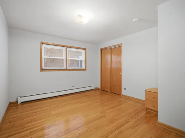 8645 W Summerdale Ave, Chicago, IL