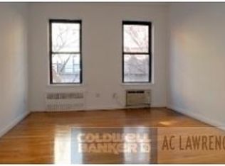 318-320 E 83rd St, New York, NY 10028