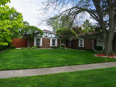 1629 Joy Ln, Glenview, IL, 60025