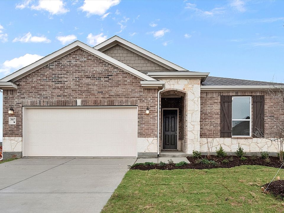 1st image of 3817 Belleview Pl