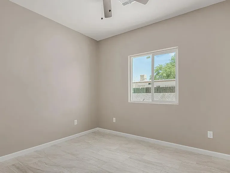 1334 W Talisman St #2 — Photo 6