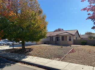 1228 Holguin St, Lancaster, CA 93534