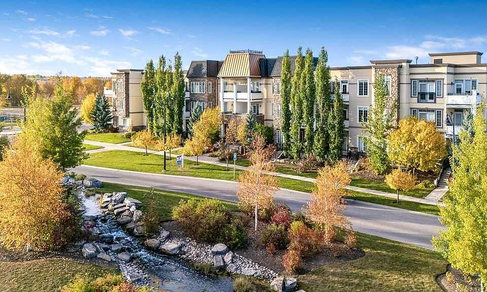 1st image of 39 N Quarry Gate SE #307