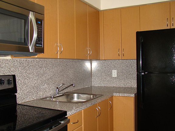 5th image of 1941 NE 51st St #26