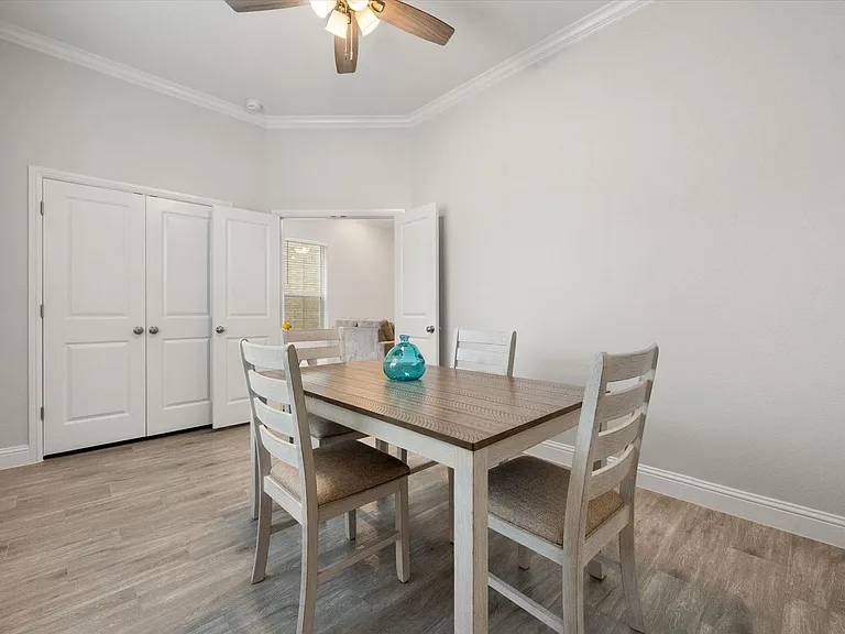 2355 Spring Park Blvd — Photo 15