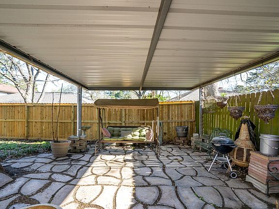 5th image of 3504 Canterbury Dr