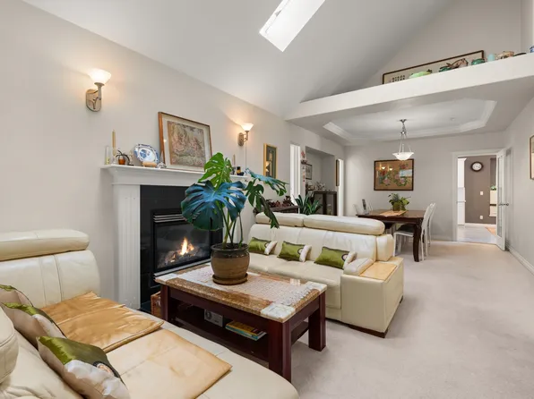 3234 Osborne St, Pt Coquitlam, BC V3B 8C8