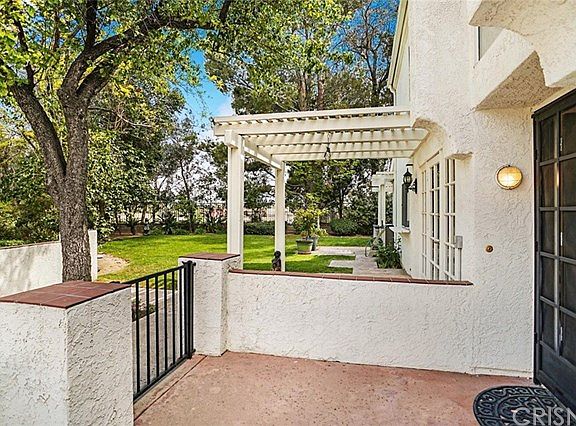 3rd image of 25851 Bellis Dr
