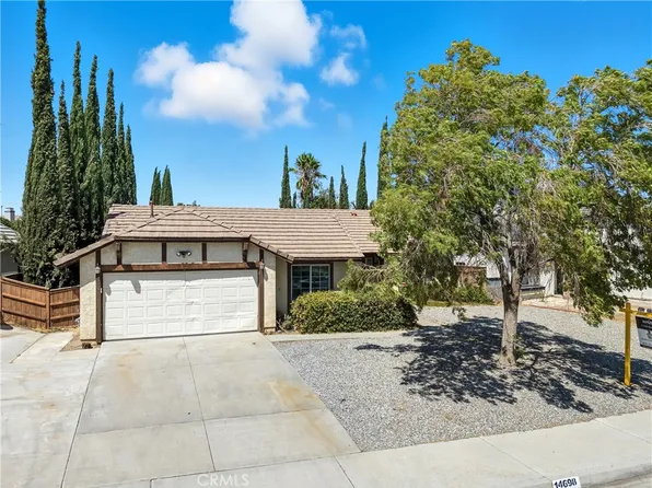 14698 King Canyon Rd, Victorville, CA 92392
