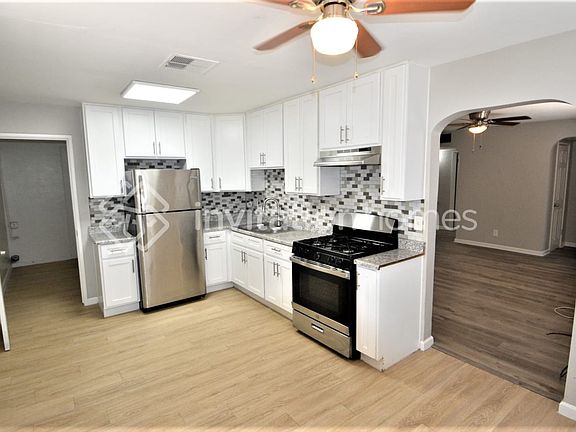 4th image of 8723 N 28th Dr