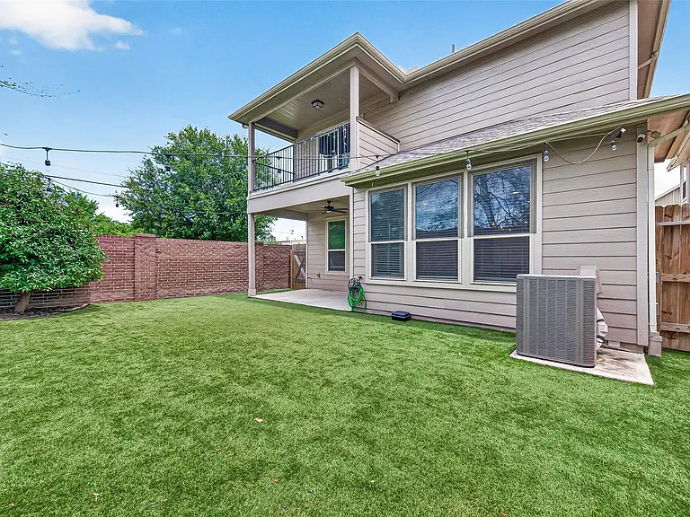 5134 Aedan Oak St — Photo 3