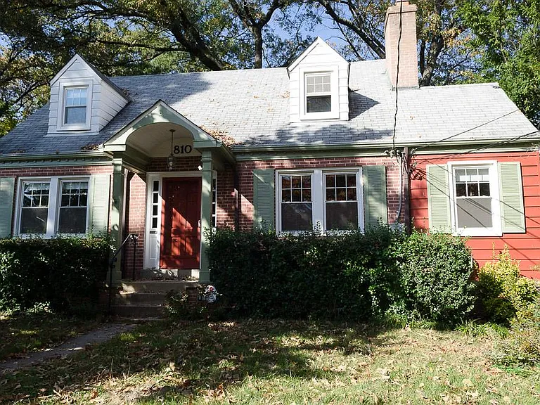 810 Jackson Ave #B — Photo 1