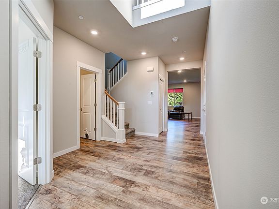 5th image of 20820 77th Street E