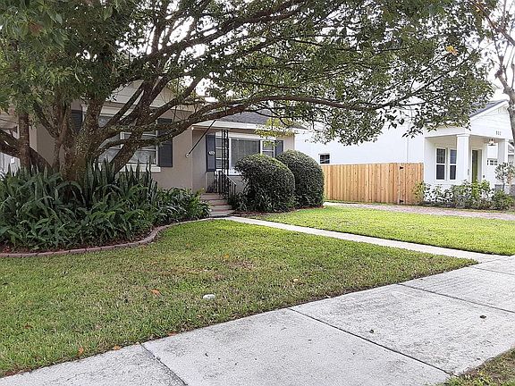 3rd image of 528 W Winter Park St